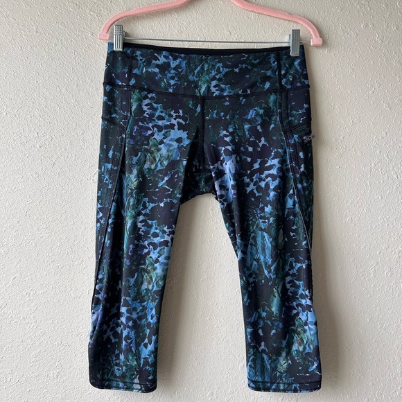 lululemon athletica Pants - Lululemon Run Top Speed Crop